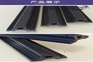 什么是pvc异型材密封卡条